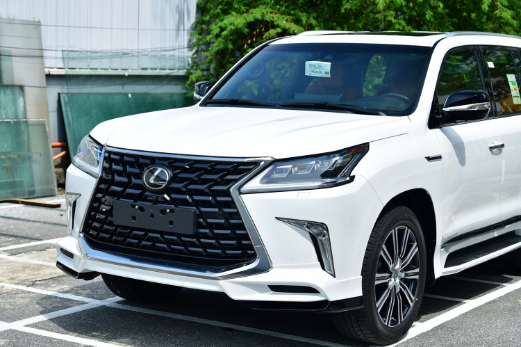 Lexus LX570 Super Sport MBS nhập khẩu mới, model 2021