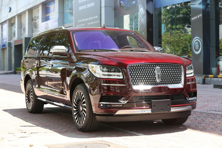 Lincoln Navigator Black Label 2021, nhập khậu mới chính hãng