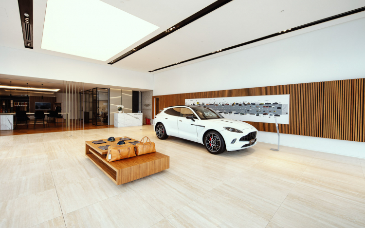Aston Martin khai trương đại lý đầu tiên tại Việt Nam Aston Martin khai trương đại lý đầu tiên tại Việt Nam