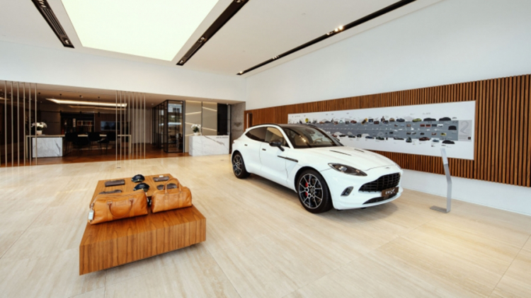 Aston Martin khai trương đại lý 3S đầu tiên tại Việt Nam Aston Martin khai trương đại lý 3S đầu tiên tại Việt Nam