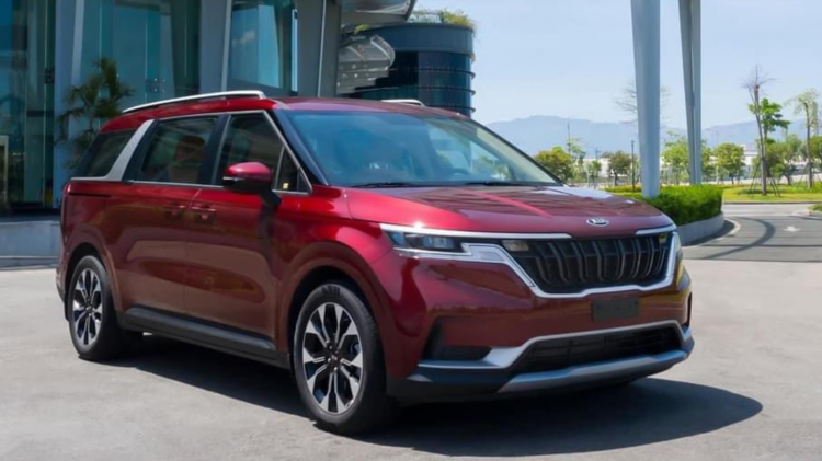 Kia Sedona 2022 lắp ráp tại Việt Nam lộ ảnh trước ngày ra mắt, vẫn sử dụng logo cũ