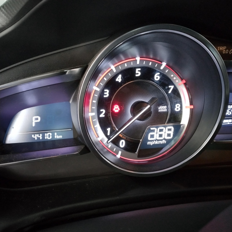 Mazda3 2.0 bị hư đồng hồ đo tốc độ