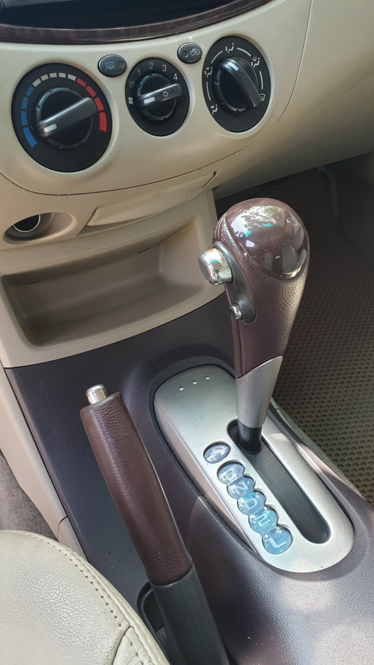 Cần số Mitsubishi Zinger GLS AT Cần số Mitsubishi Zinger GLS AT