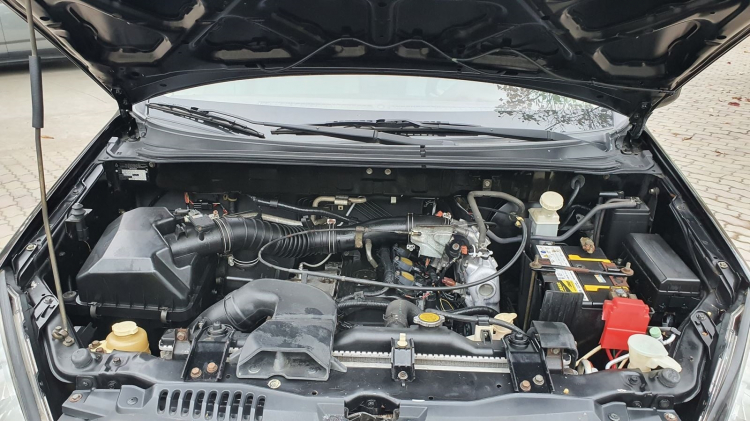 Khoang động cơ Mitsubishi Zinger Khoang động cơ Mitsubishi Zinger