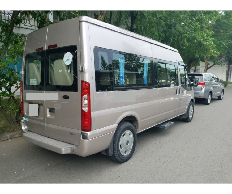 Xe chính chủ cần bán nhanh. Ford Transit 2015