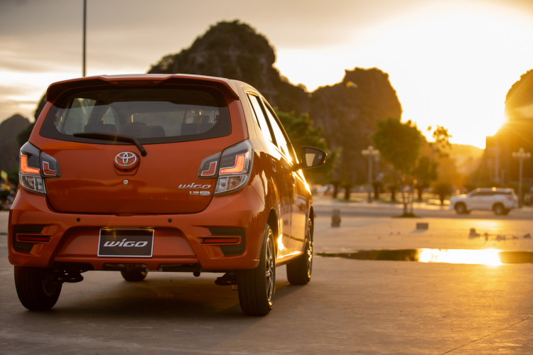 Đuôi xe Toyota Wigo Đuôi xe Toyota Wigo
