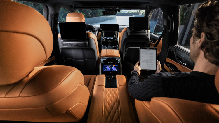 Lexus LX thế hệ mới phiên bản Ultra Luxury 4 chỗ ngồi.jpg
