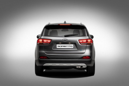 kia-sorento-2015-europe-photos-1-850x568.jpg