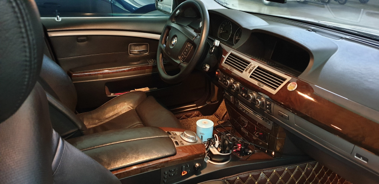 Mua xe BMW 750Li 2005, 2006 cũ cần lưu ý gì ? Mua xe BMW 750Li 2005, 2006 cũ cần lưu ý gì ?