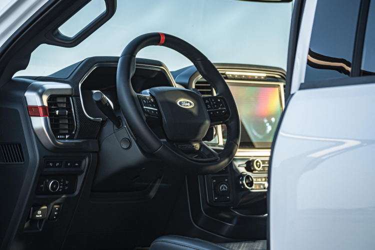 Hennessey-VelociRaptor-600-18.jpg Hennessey-VelociRaptor-600-18.jpg