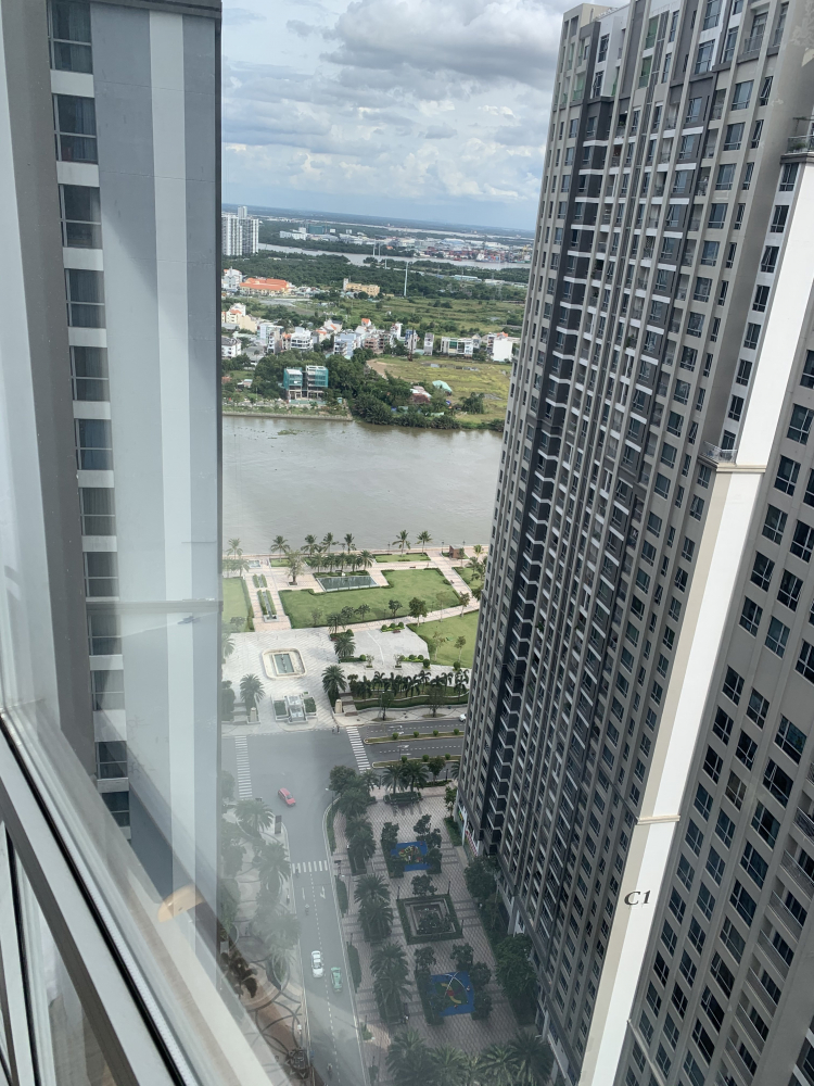 Đau đầu giữa Chung cư Vinhomes Central Park, Sala hay Chung cư gần meteo Xa lộ Hà Nội Đau đầu giữa Chung cư Vinhomes Central Park, Sala hay Chung cư gần meteo Xa lộ Hà Nội