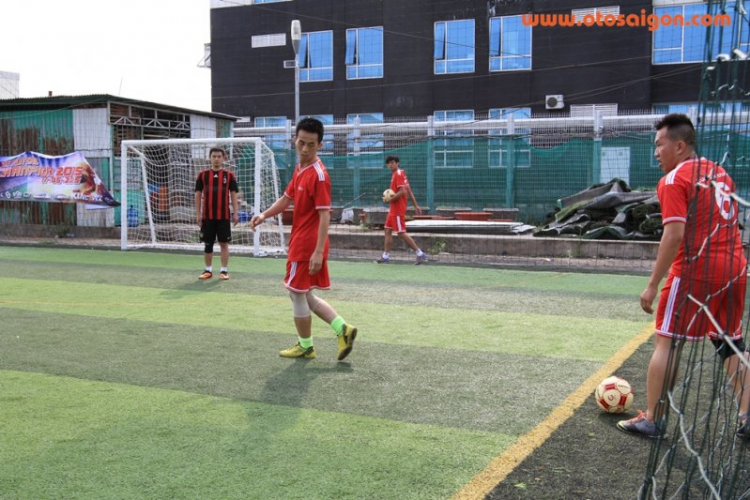 Trực tiếp giải bóng đá OS Futsal Champions League 2015