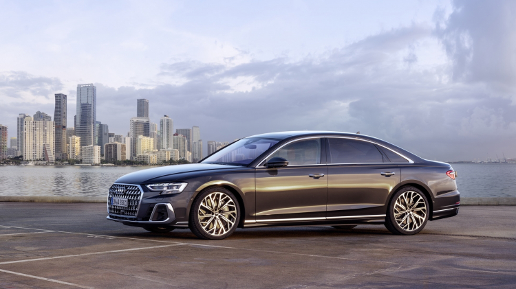 Audi A8 2022 ra mắt