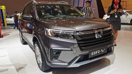 OS_HONDA BR-V -1.jpg