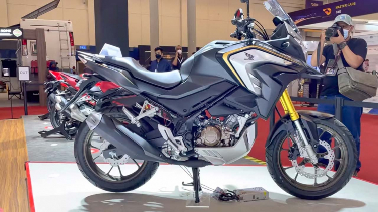 2022-honda-cb150x-adventure-motorcycle-debuts-8.jpeg