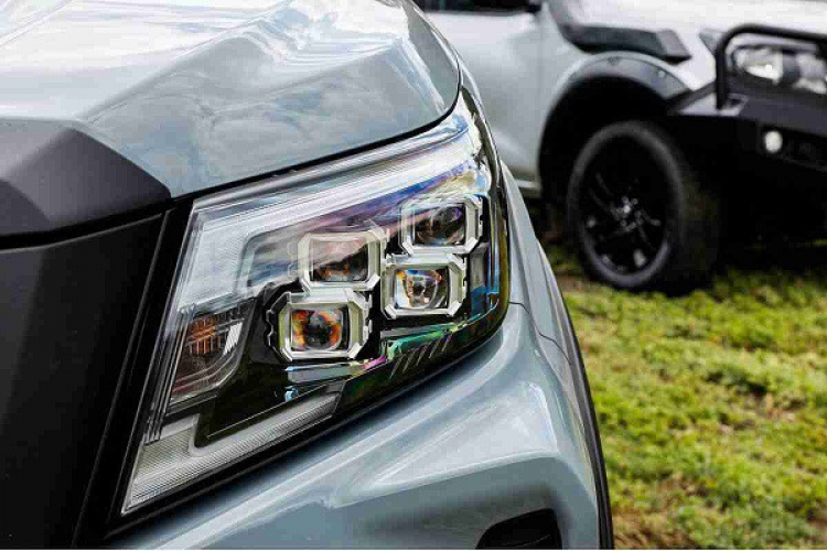 NISSAN NAVARA 2021 1 Cầu Tiêu Chuẩn có xe tại showroom Phú Mỹ Hưng