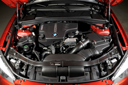 BMW-2.0-liter-turbocharged-four-cylinder-engine-in-X1-xDrive28i.jpg