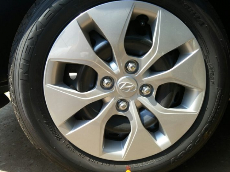 Muốn mua xe sedan grand i10 2015 Muốn mua xe sedan grand i10 2015