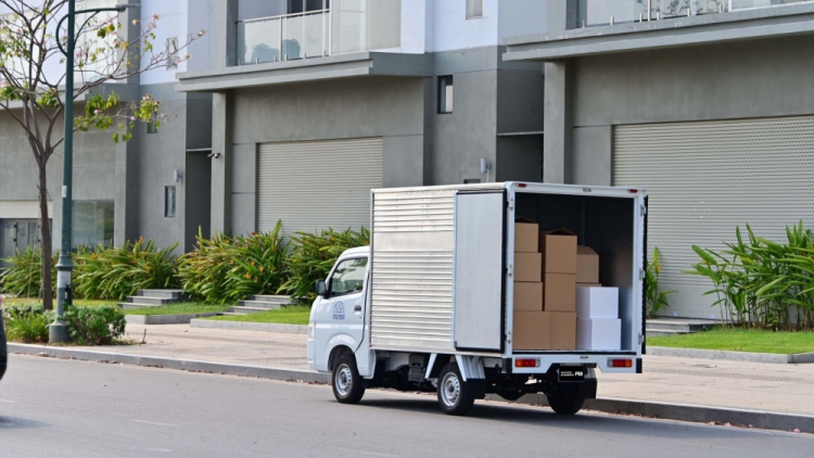 Giá xăng tăng mạnh, vẫn “rủng rỉnh” khi chạy tải nhẹ Suzuki Giá xăng tăng mạnh, vẫn “rủng rỉnh” khi chạy tải nhẹ Suzuki