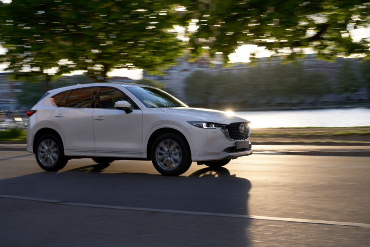 2022-Mazda-CX-5-facelift-26.jpg