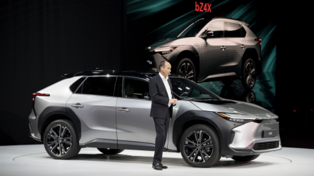 Toyota sẽ ứng dụng pin thể rắn lên xe hybrid trước