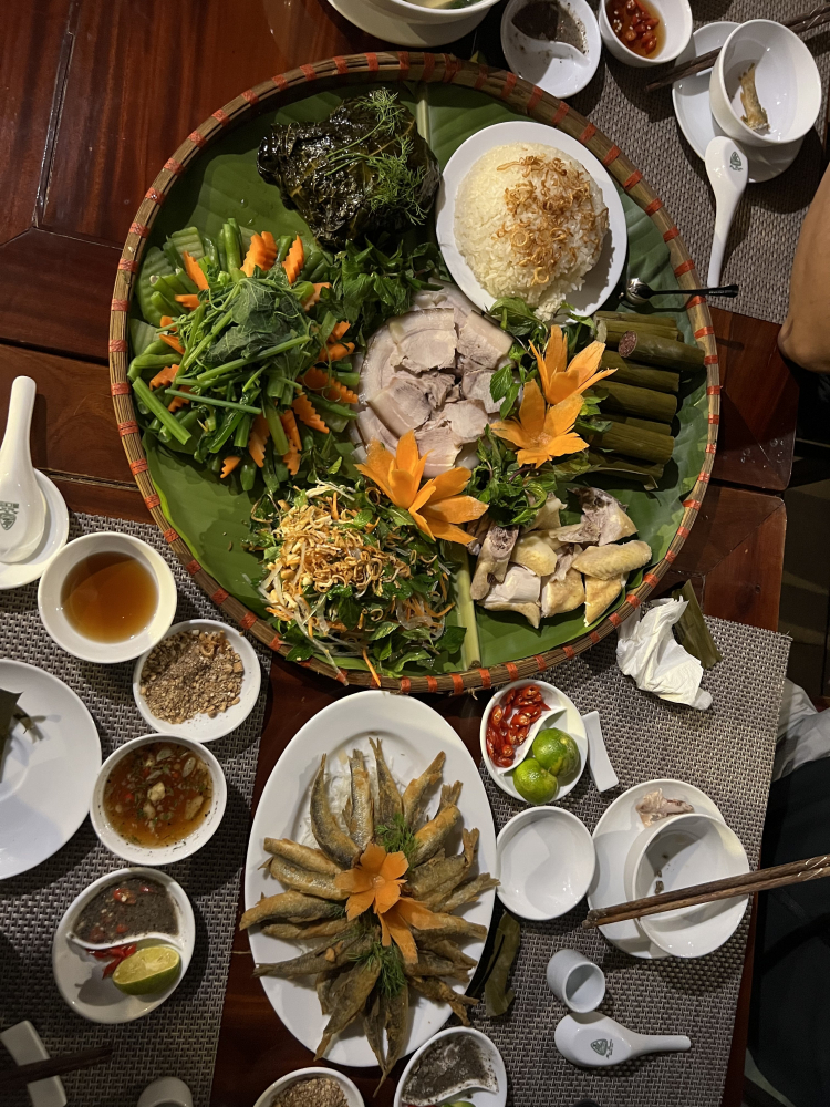 Roadtrip đường mòn HCM 11/2021 Roadtrip đường mòn HCM 11/2021
