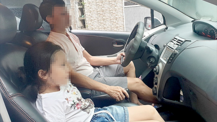 Cháu bé 14 tháng tuổi vỡ tim do ngồi ghế lái người lớn"nhầm chân ga": Đó là sự tắc trách, thiếu hiểu biết của nhiều bậc cha mẹ
