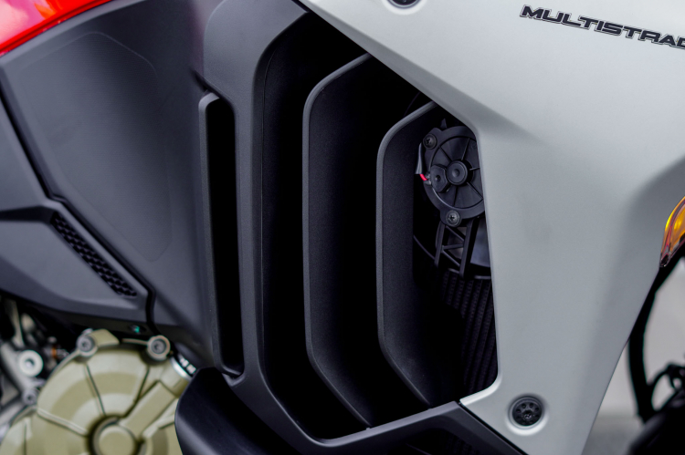 ducati_multistrada_v4_ra_mat_vietnam-13.JPG ducati_multistrada_v4_ra_mat_vietnam-13.JPG