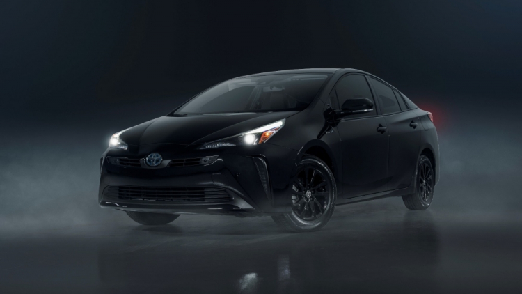 all-new-toyota-prius-to-debut-in-2023-with-coupe-like-design_1.jpg