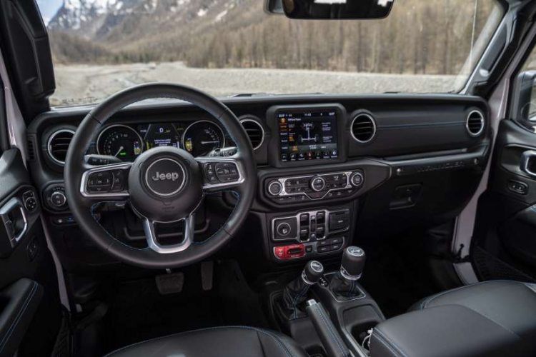 2022-Jeep-Wrangler-4xe-4805-850x567.jpg