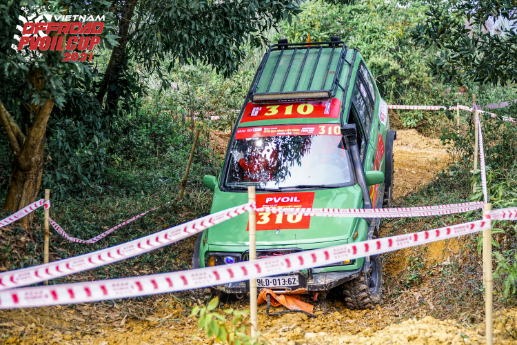 Xem xe offroad vượt chướng ngại vật tại Vietnam Offroad Cup 2021