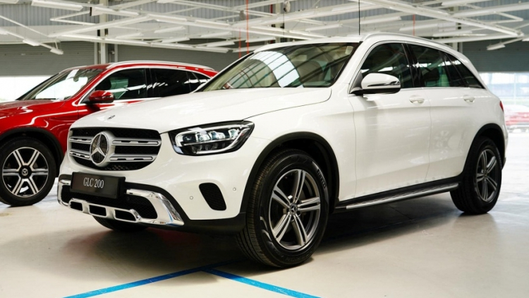 Tư vấn chi phí "nuôi" xe Mercedes GLC200