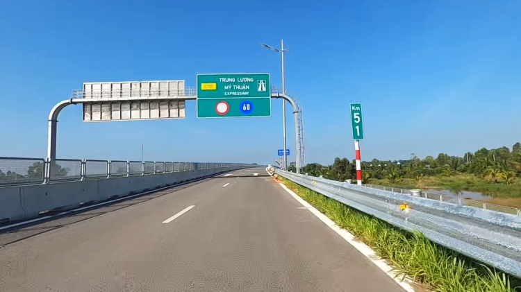Cao tốc Trung Lương - Mỹ Thuận đã chạy được chưa?