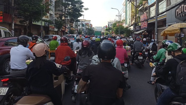 Sài Gòn kẹt xe 