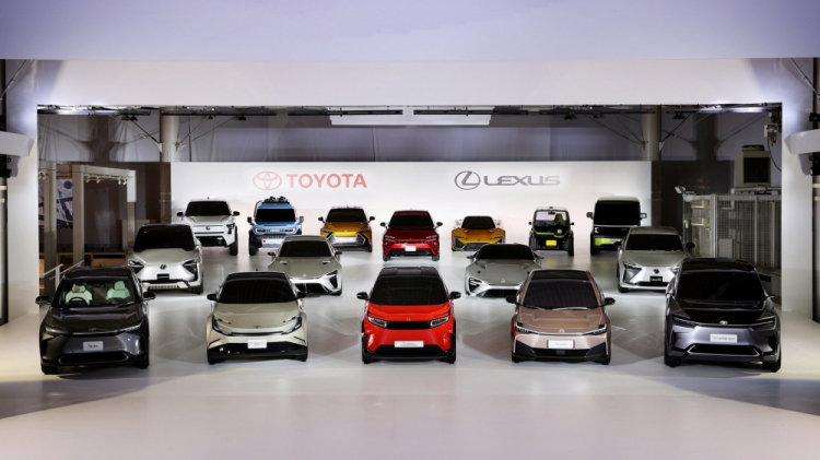 Toyota-and-Lexus-BEV-Concepts-42.jpg