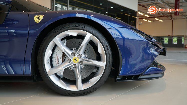 otosaigon-sf90stradale-17.jpg otosaigon-sf90stradale-17.jpg