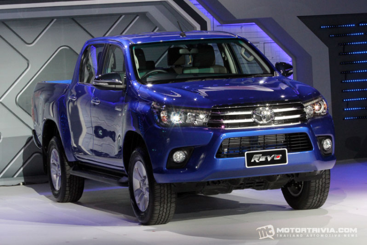 Toyota Hilux Revo 2015 chính thức ra mắt