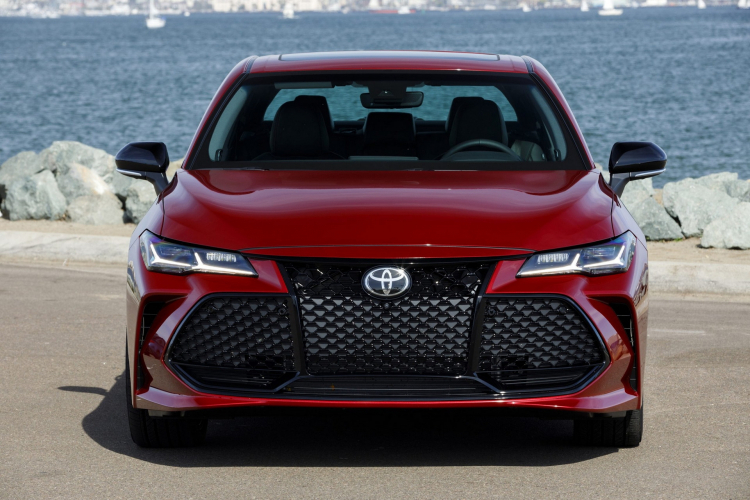 Toyota Avalon 2022