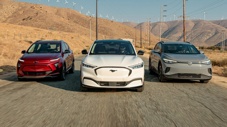 2022-Chevrolet-Bolt-EUV-Premier-vs-2021-Ford-Mustang-Mach-E-California-Route-1-vs-2021-Volksw...jpeg