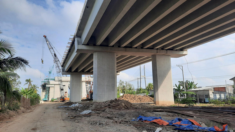 Cao tốc Mỹ Thuận - Cần Thơ đang gấp rút thi công: Dự kiến cuối năm 2022 đầu 2023 hoàn thành