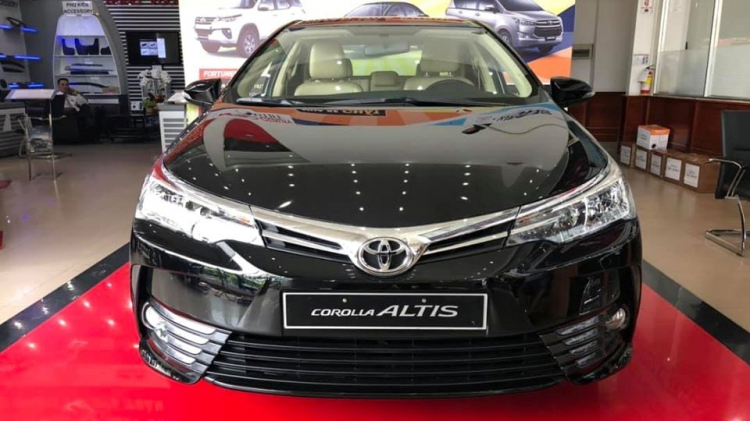 Hỏi về thay dầu động cơ Toyota Altis 1.8