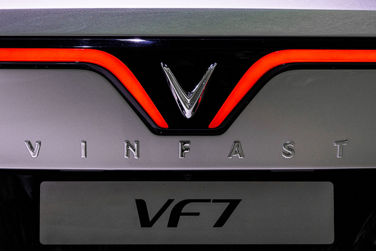 vinfast-vf7-2022 (8).jpg