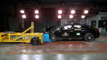 2021-mercedes-benz-eqs-euro-ncap-crash-and-safety-tests.jpg
