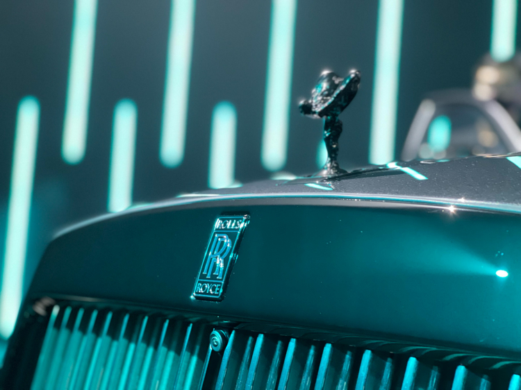 Rolls-Royce Ghost Black Badge 2022 được phân phối chính hãng tại Việt Nam: giá từ 33,7 tỷ đồng