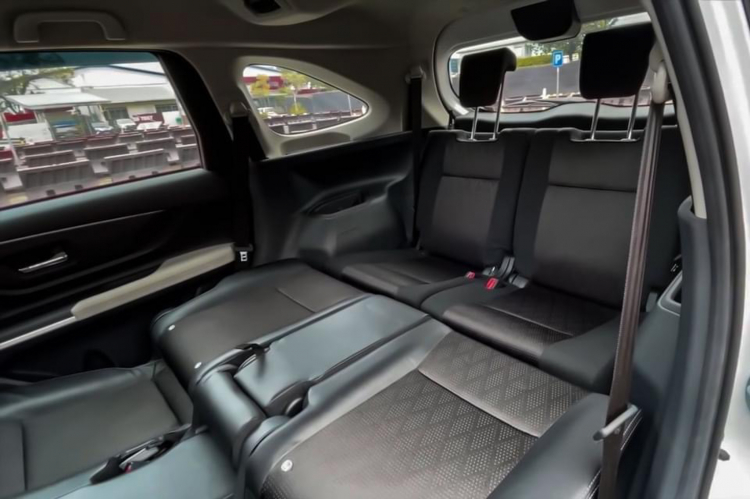 Toyota Veloz 2022 có giá tạm tính hơn 650 triệu đồng, 2 phiên bản, đổi tên thành Veloz Cross Toyota Veloz 2022 có giá tạm tính hơn 650 triệu đồng, 2 phiên bản, đổi tên thành Veloz Cross
