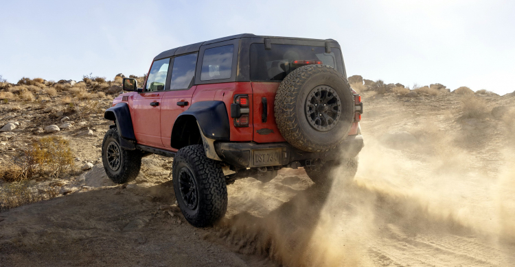 2022-Ford-Bronco-Raptor_20-Copy.jpg