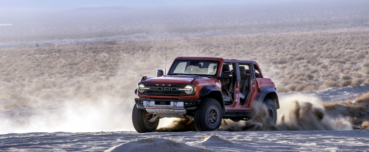 2022-Ford-Bronco-Raptor_11-Copy.jpg