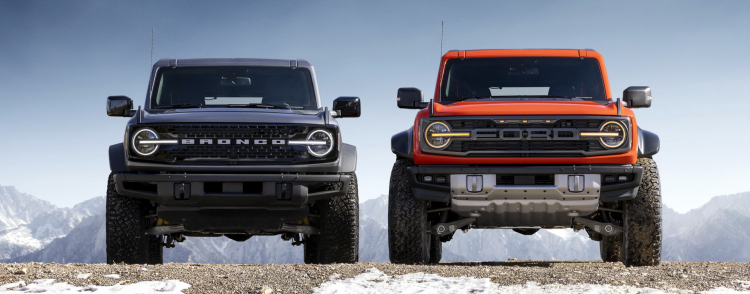 2022-Ford-Bronco-Raptor_Wildtrak_01-Copy.jpg