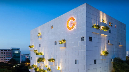 banner-gem-center.jpg
