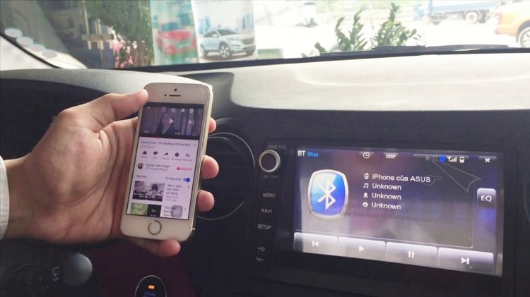 Hỏi về thiết bị nhận kết nối Bluetooth trên ô tô